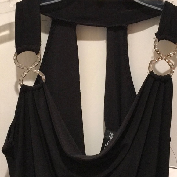 SLEEVELESS BLACK TOP NWT RHINESTONE EMBELLISHMENTS - Picture 1 of 4